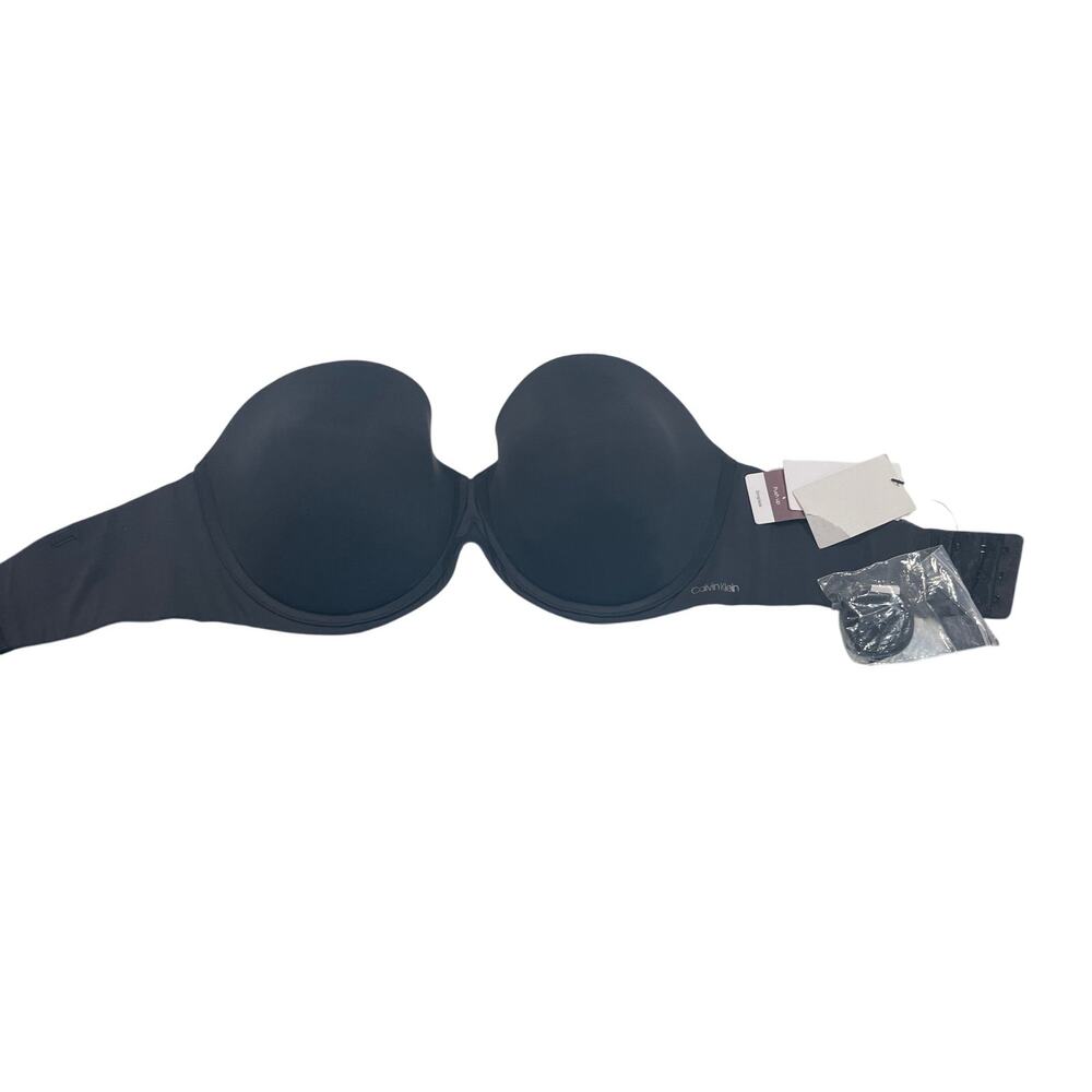 Calvin Klein Black Convertible Strapless Push Up Bra Women's Size 34DD $48.50